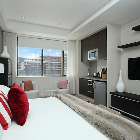 Luxurious Sandton Skye Apartment エクステリア 写真