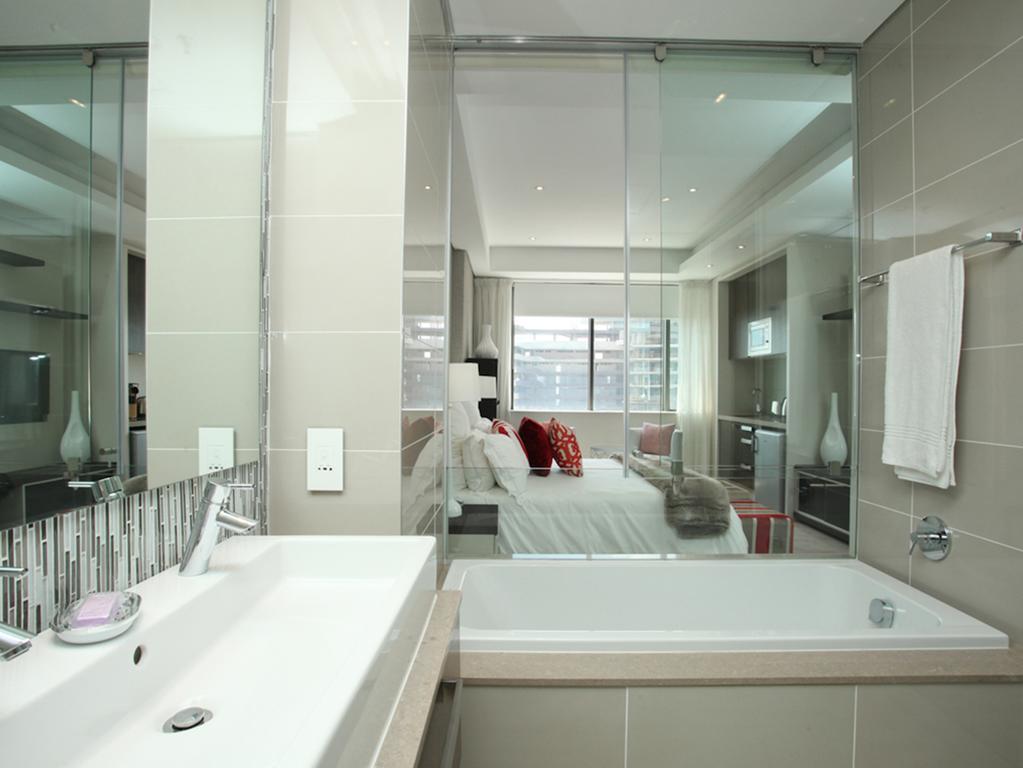 Luxurious Sandton Skye Apartment エクステリア 写真
