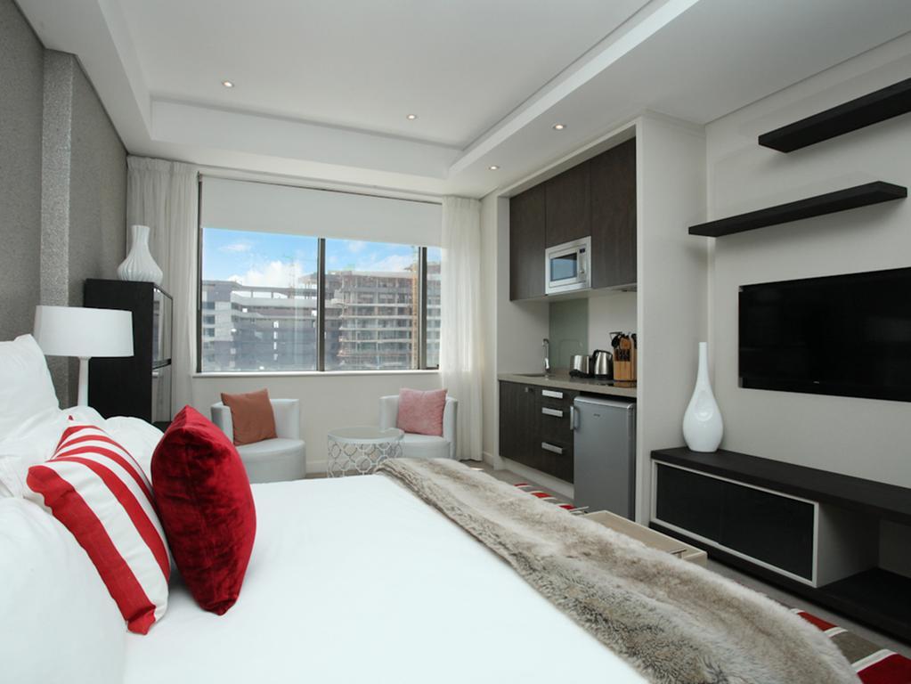 Luxurious Sandton Skye Apartment エクステリア 写真